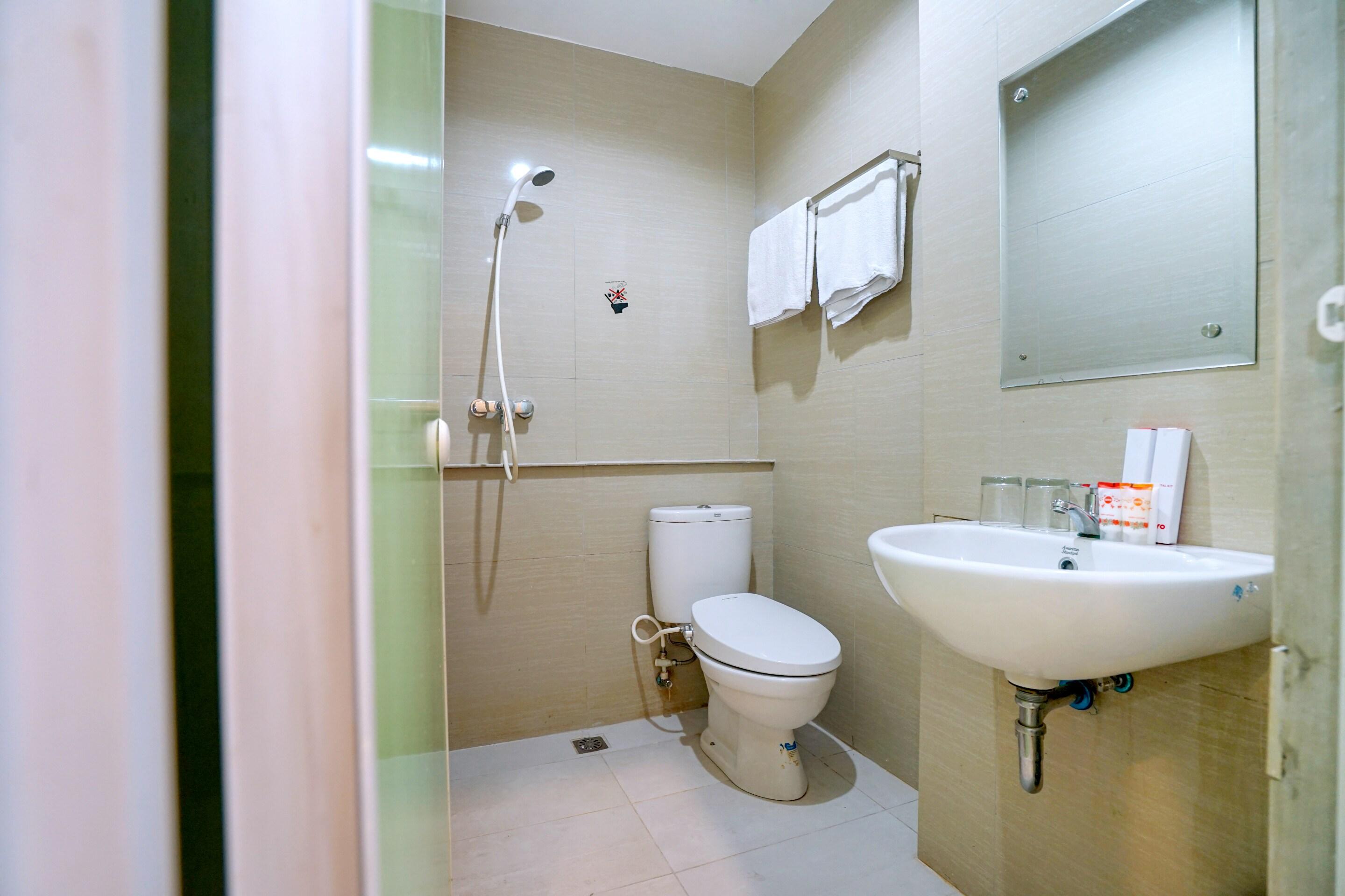 Oyo 251 The Maximus Inn Hotel Palembang Exteriör bild