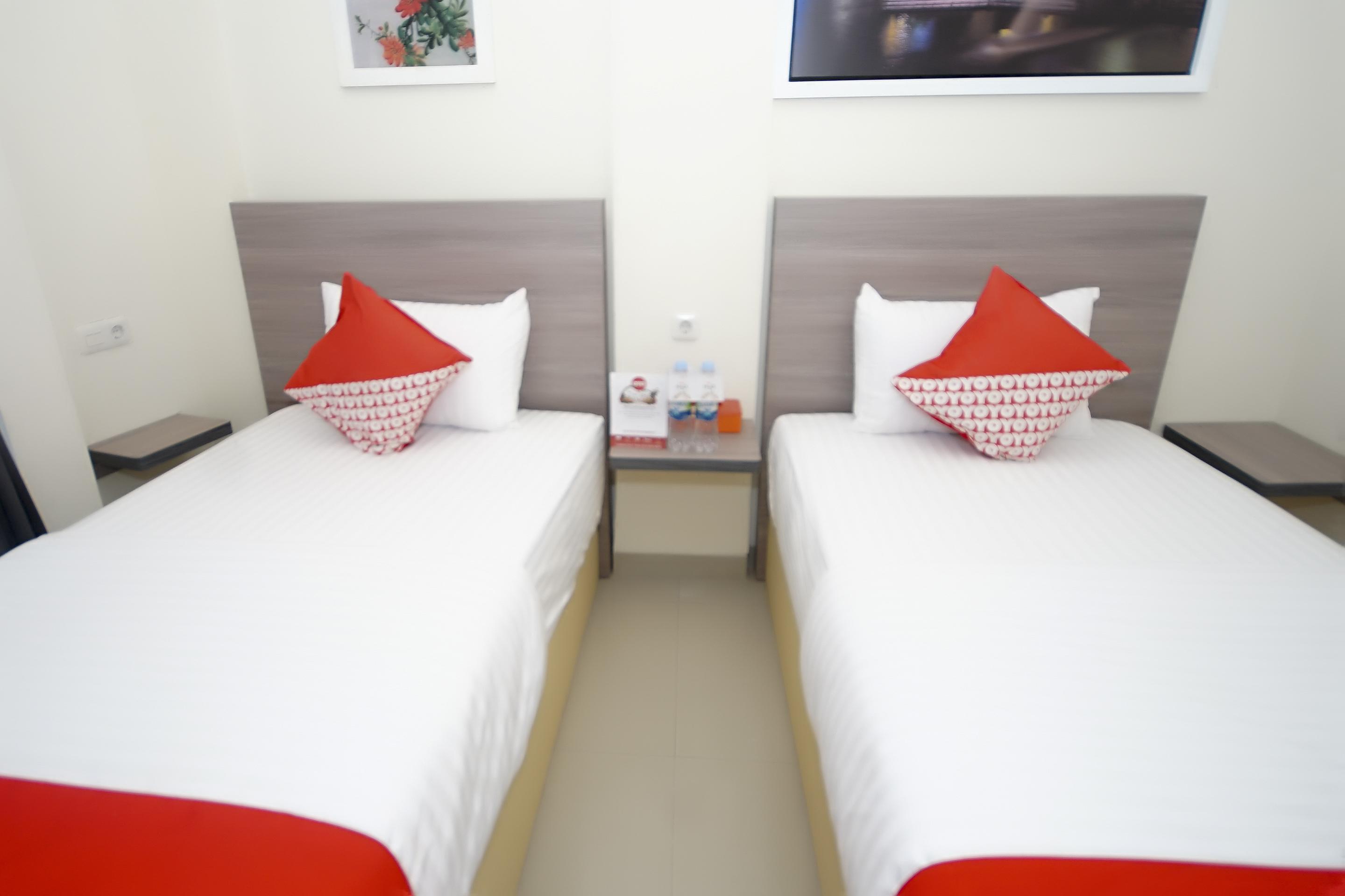 Oyo 251 The Maximus Inn Hotel Palembang Exteriör bild