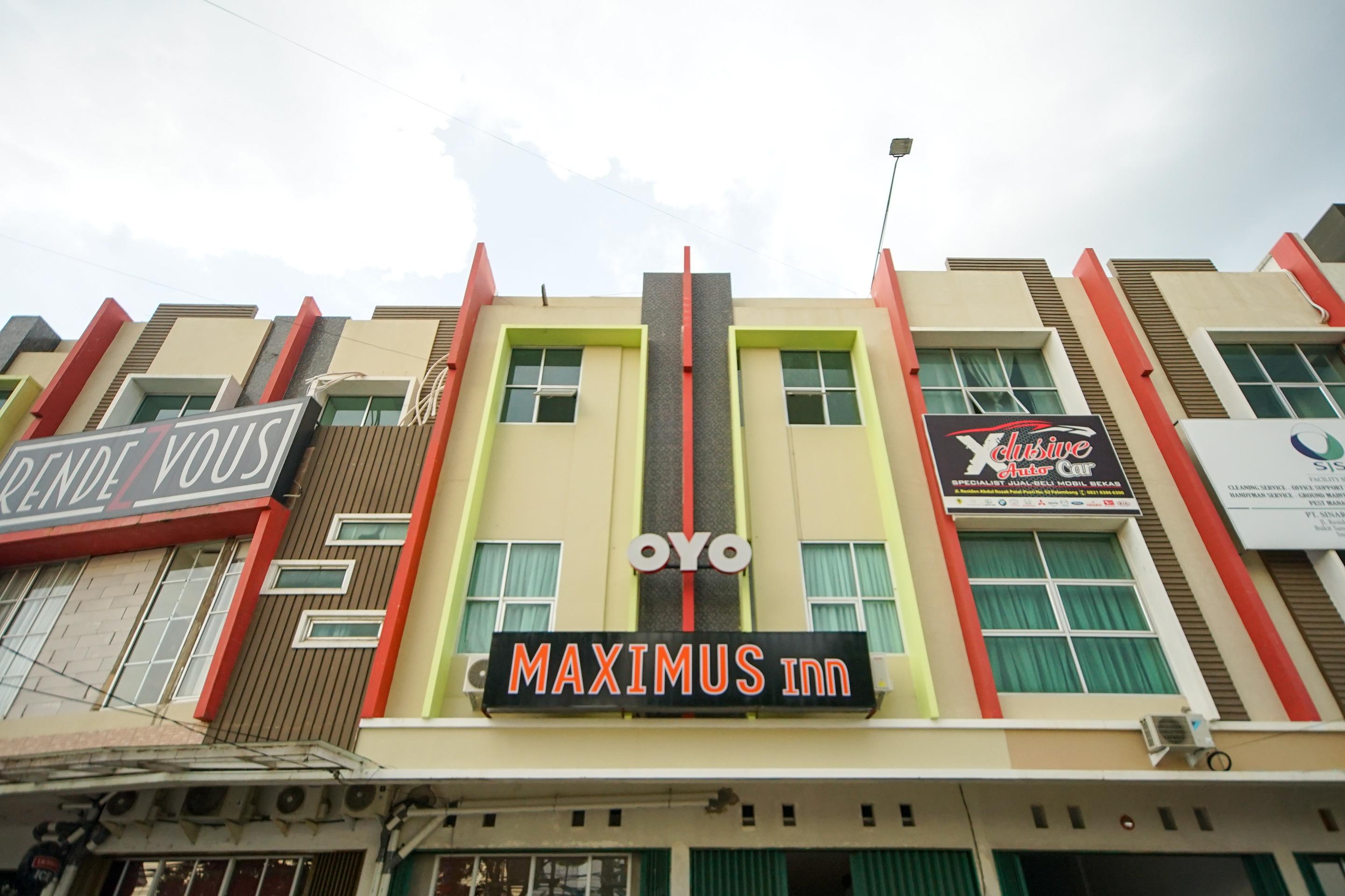 Oyo 251 The Maximus Inn Hotel Palembang Exteriör bild